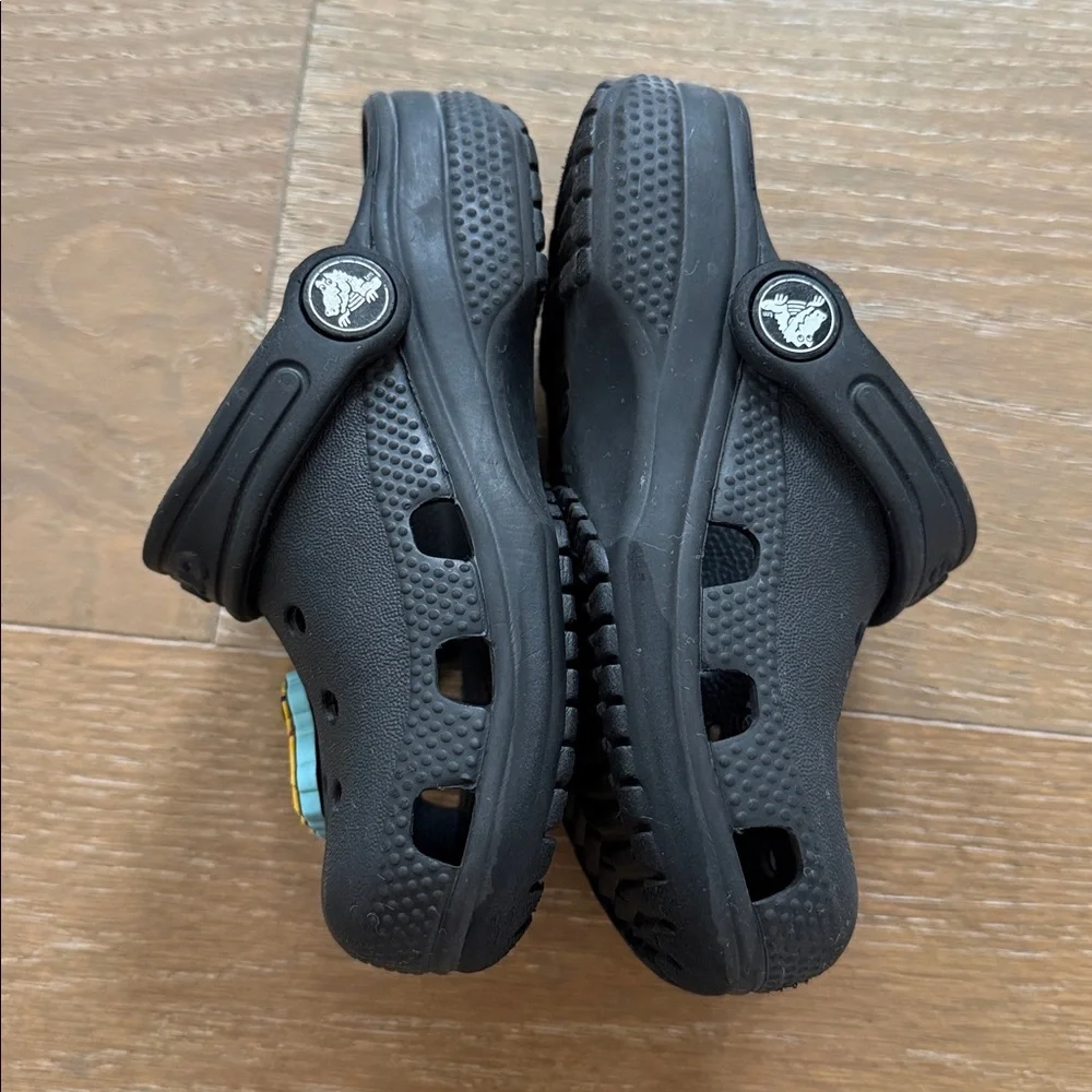 CROCS comfortable black