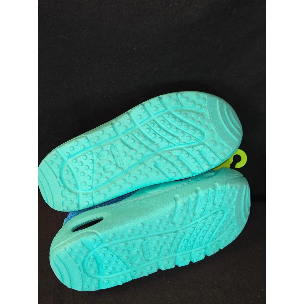 CROCS dive into