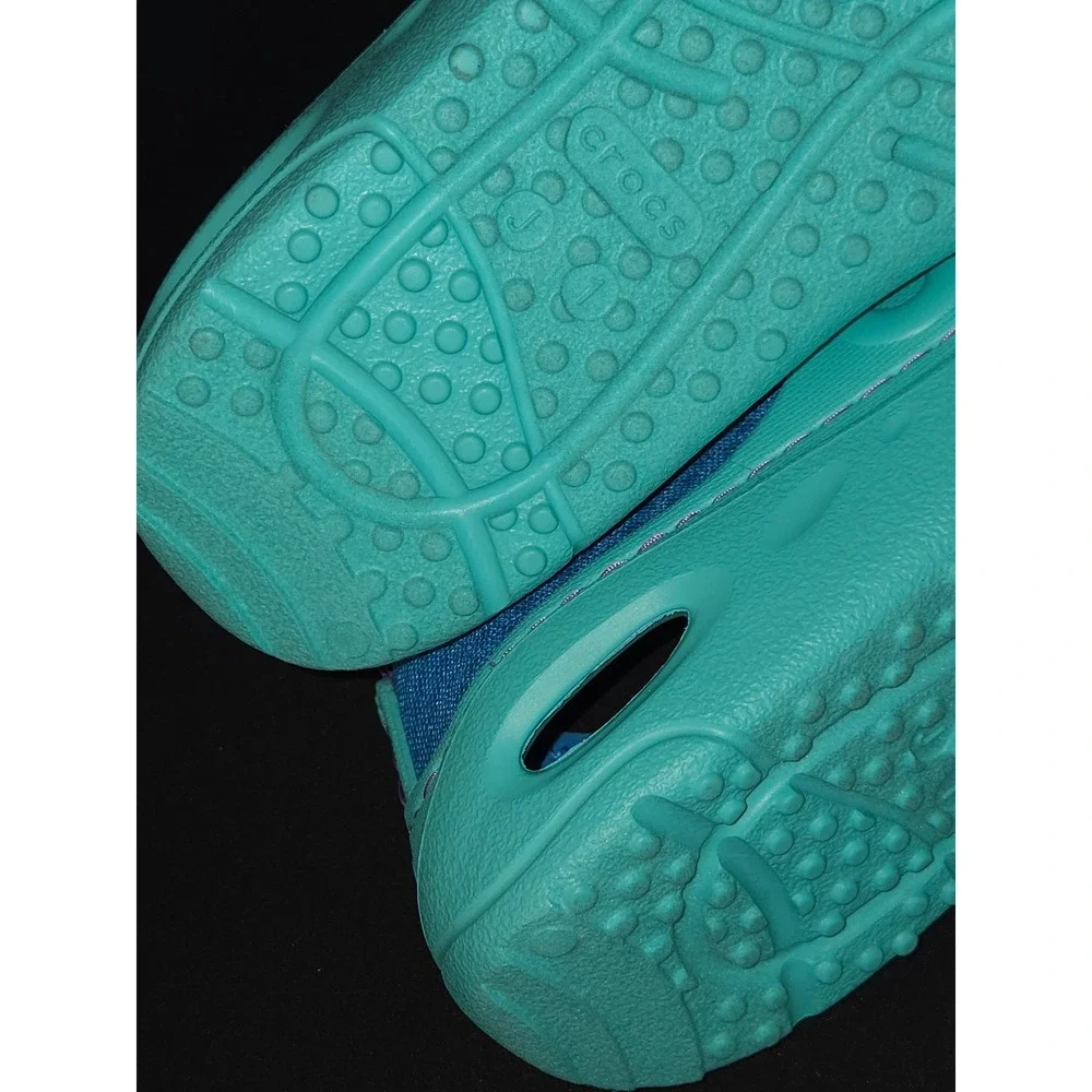 CROCS dive into