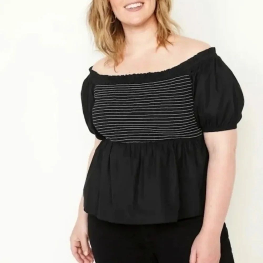 Old Navy Womens‎ XXL Black Smocked Off-The-Shoulder Puff Sleeve Peplum Top NEW