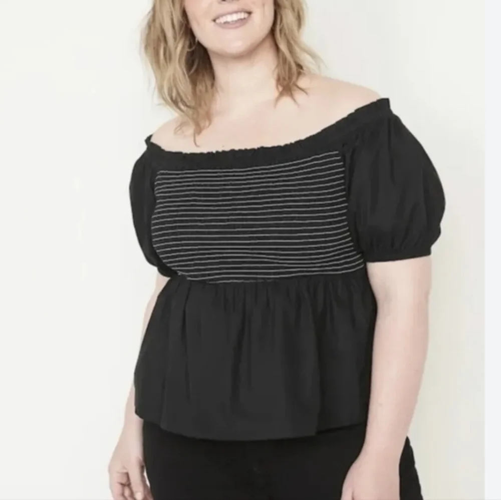 Old Navy black off