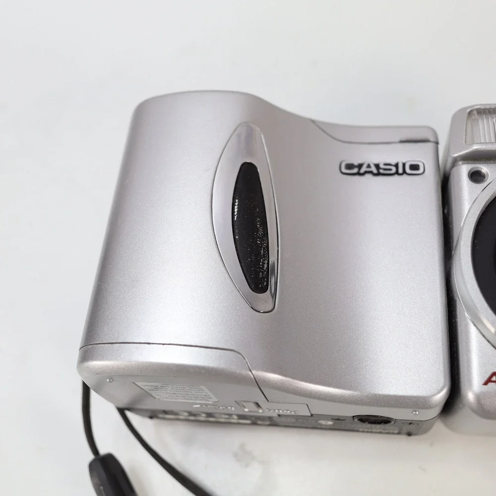 *NOT WORKING* CASIO QV-2300UX Compact‎ Digital Camera 2.1MP FOR PARTS REPAIR