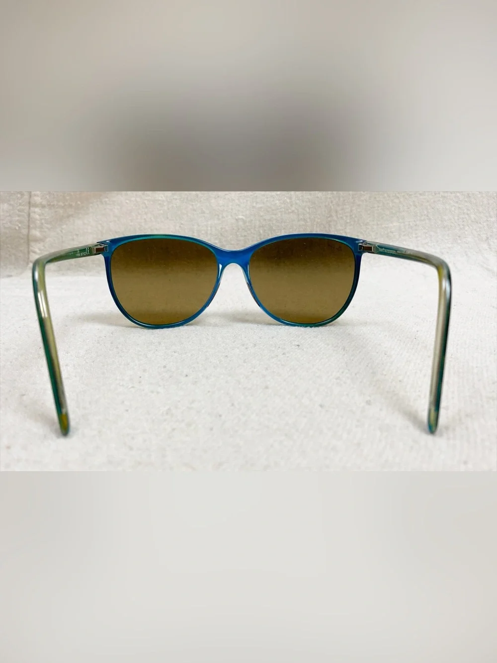 Maui Jim shape printed no