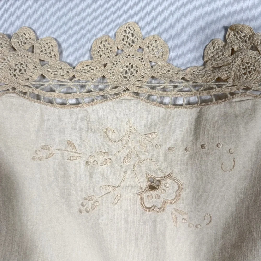 Unbranded vintage cream