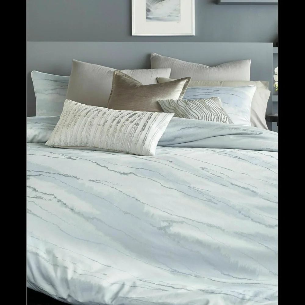 NIB Donna Karan‎ Collection [ 1 ] Standard / Queen Aire Pillow Sham