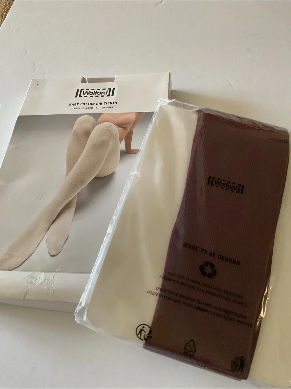 Wolford 15034 mary