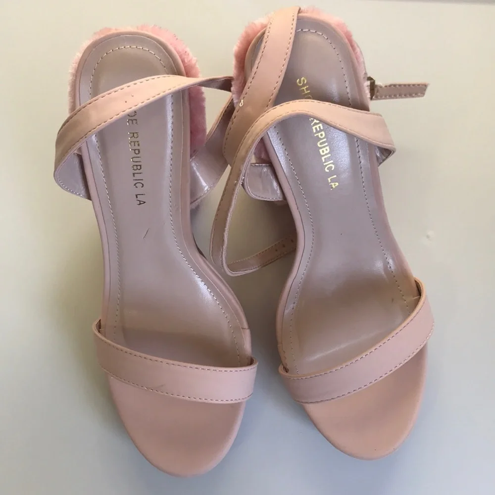 SHOE REPUBLIC LA TEDDY HEEL PINK SIZE 8