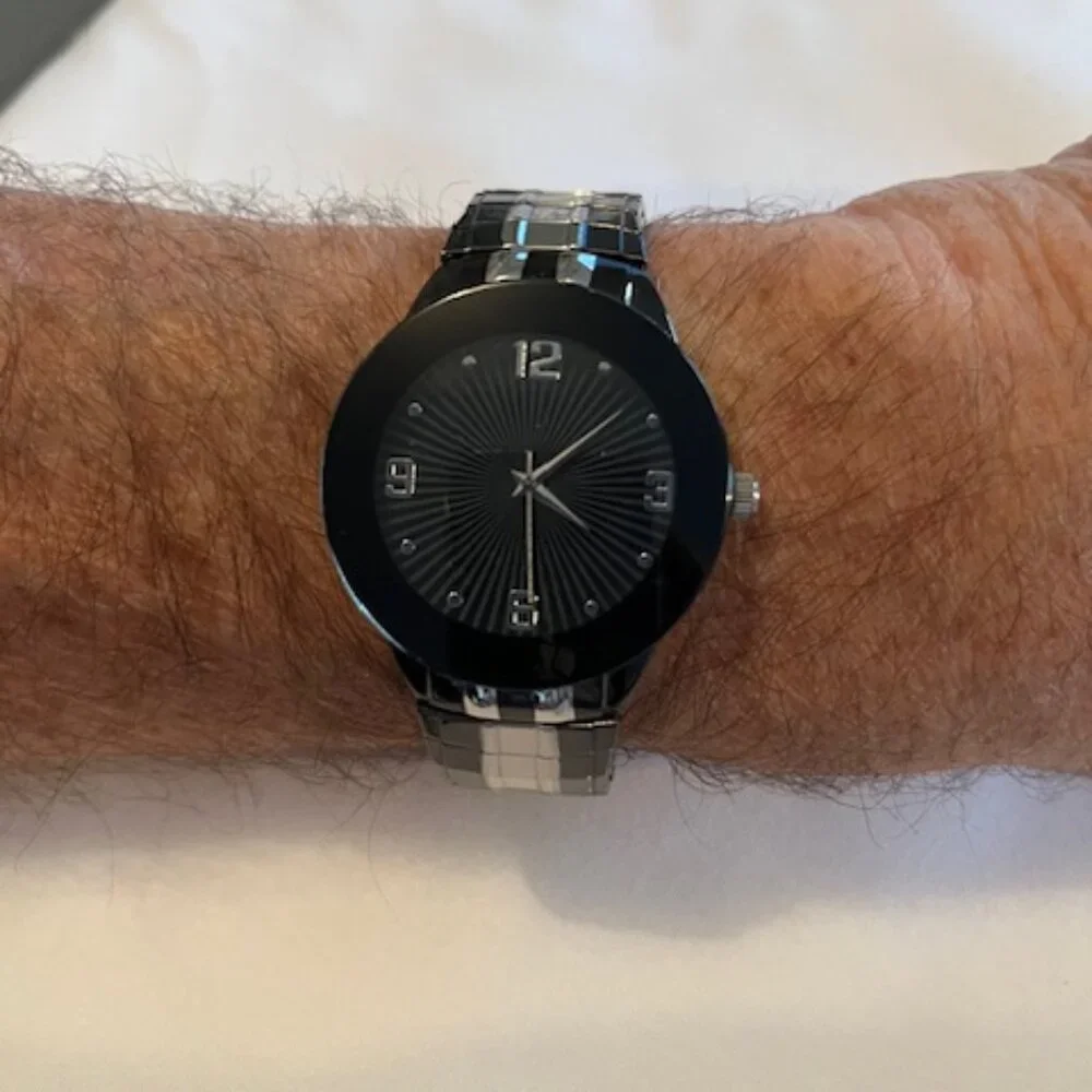 ACCUTIME | Watch Corp Black Dial Stretch Band Sporty-NEW Battery-EUC