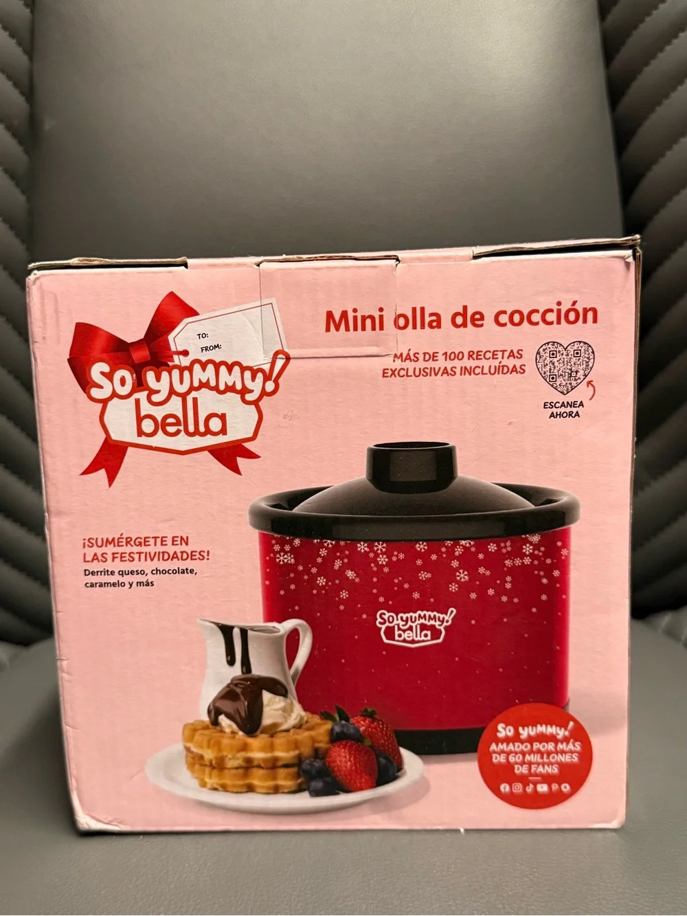 Abella So Yummy Bella Mini Dipper Fondue Pot in Red and Black
