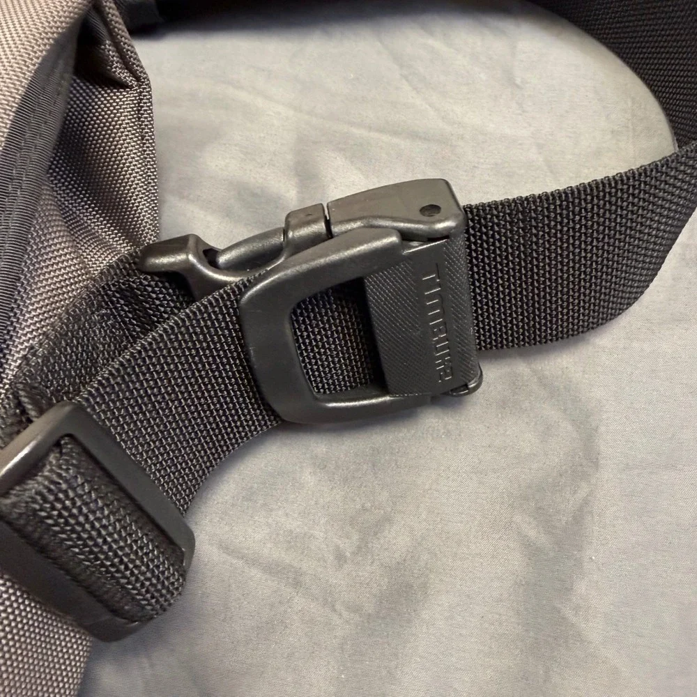 Timbuk2 classic messenger