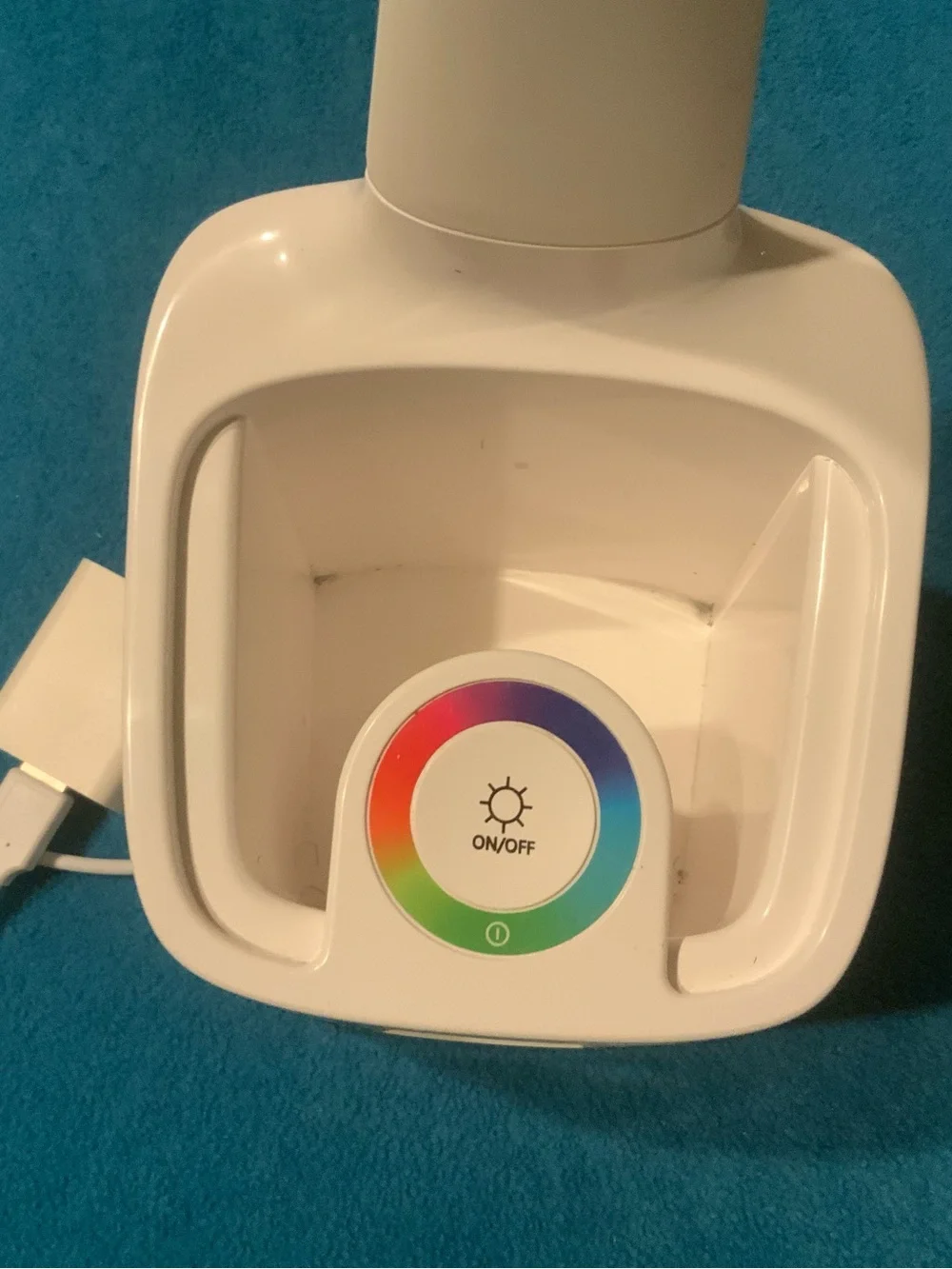 No brand compact white