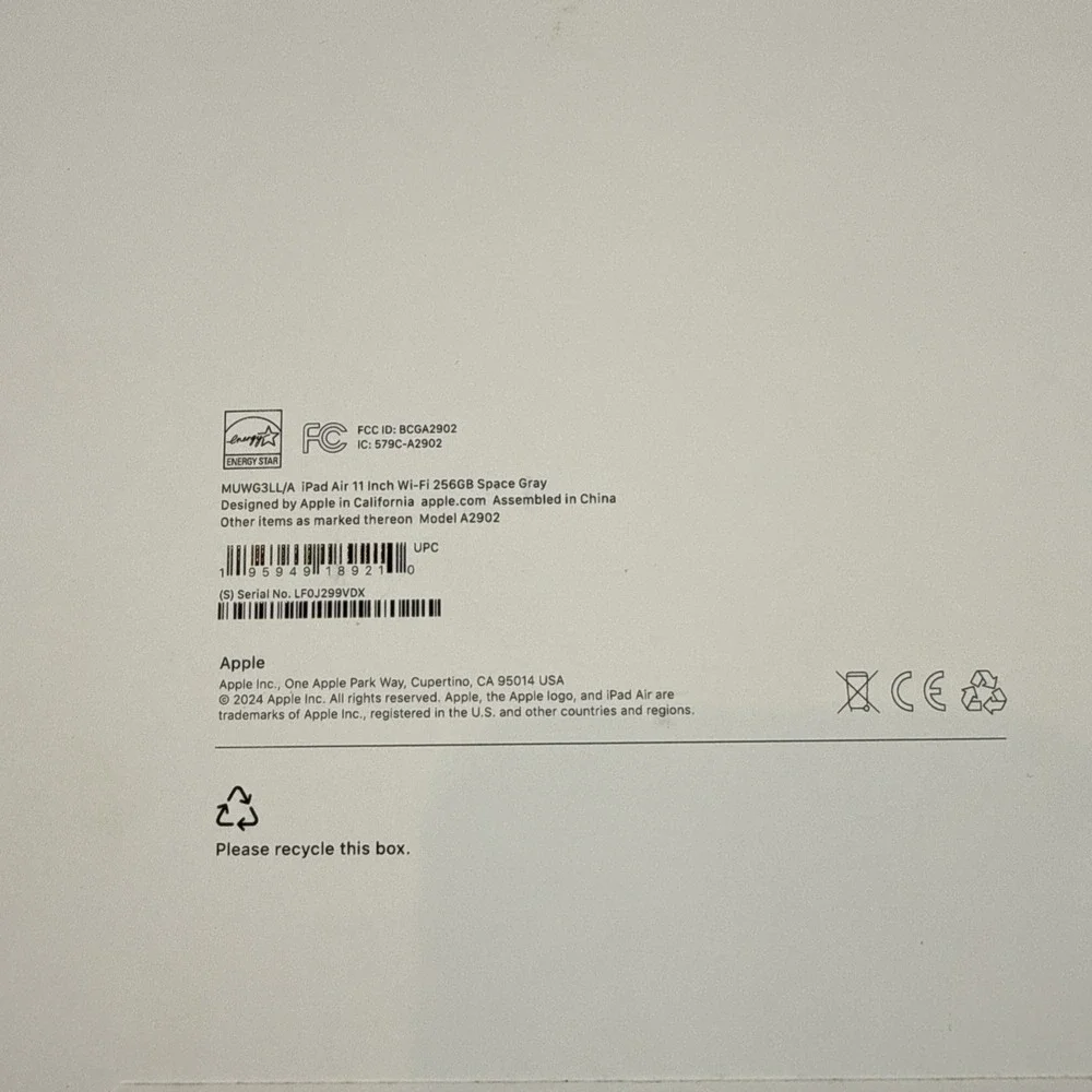 Apple iPad Air A2902 11-Inch 256GB‎ Space Gray, EMPTY BOX ONLY