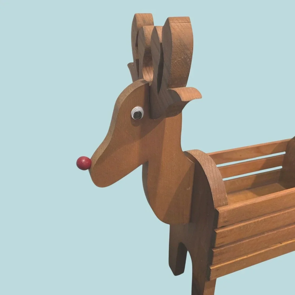 Vintage Rustic Wood Reindeer Planter, Christmas Holiday Rudolph Storage Box 16