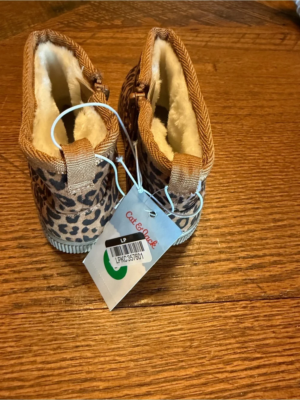 Cat & Jack leopard print