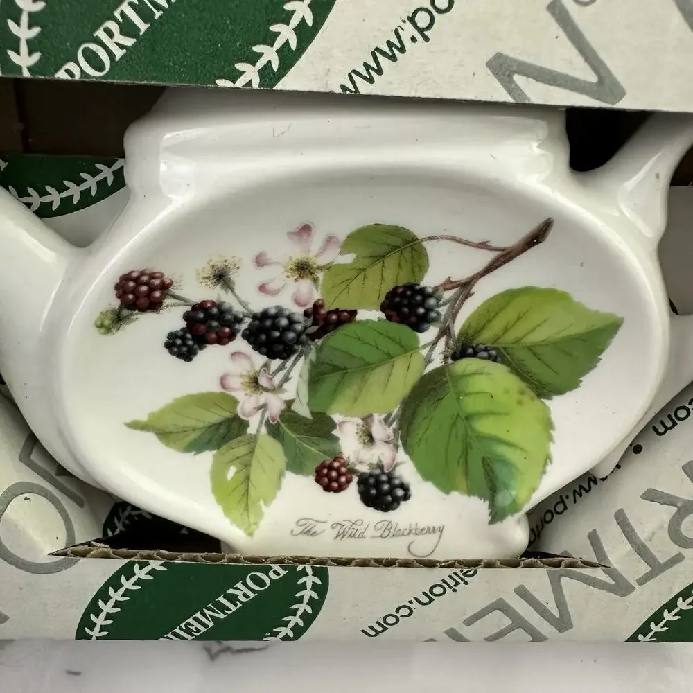 Portmeirion wild blackberry