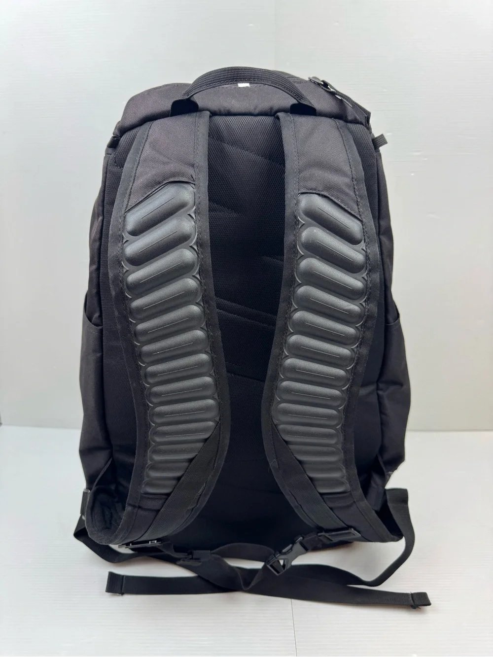 Nike good black