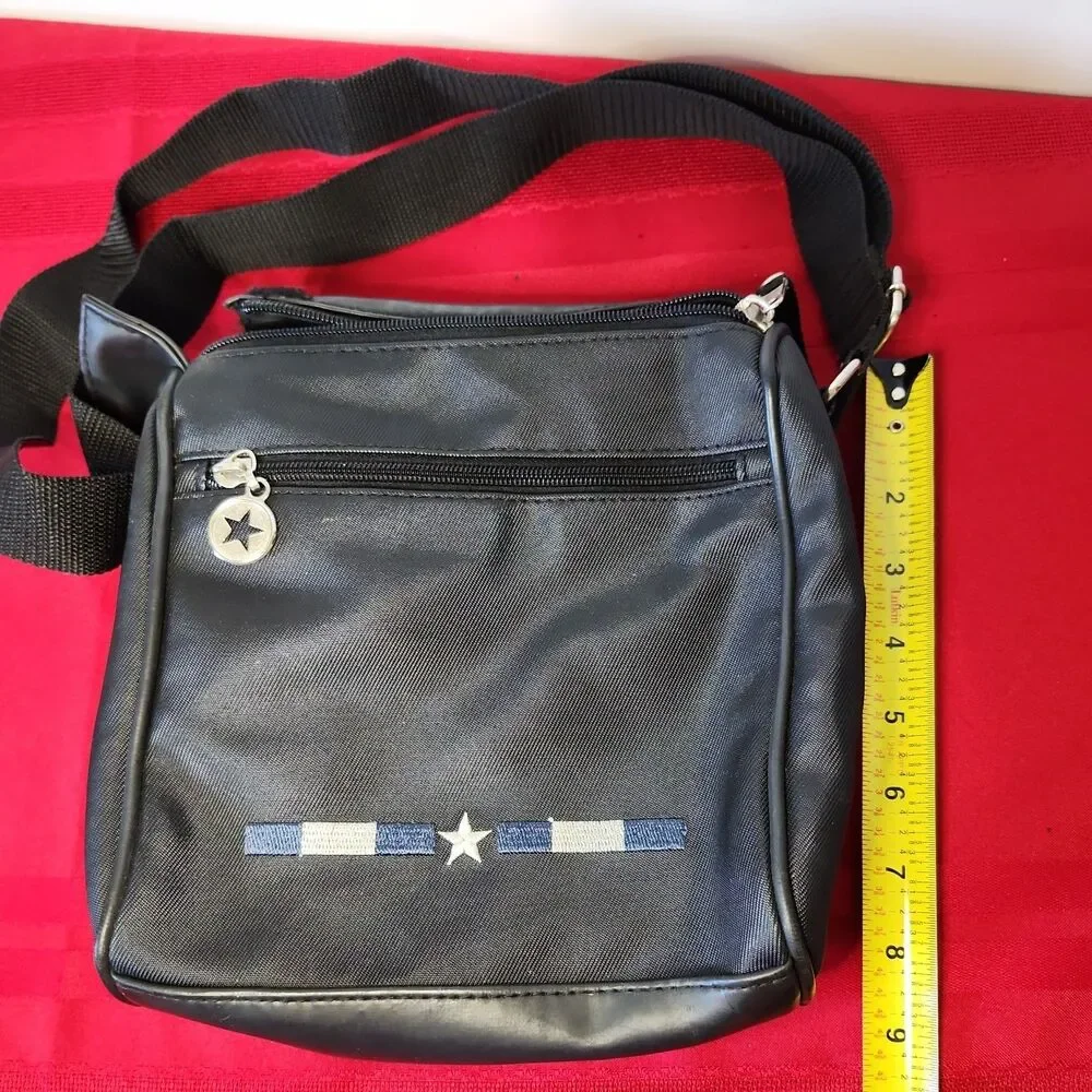Unbranded detail black