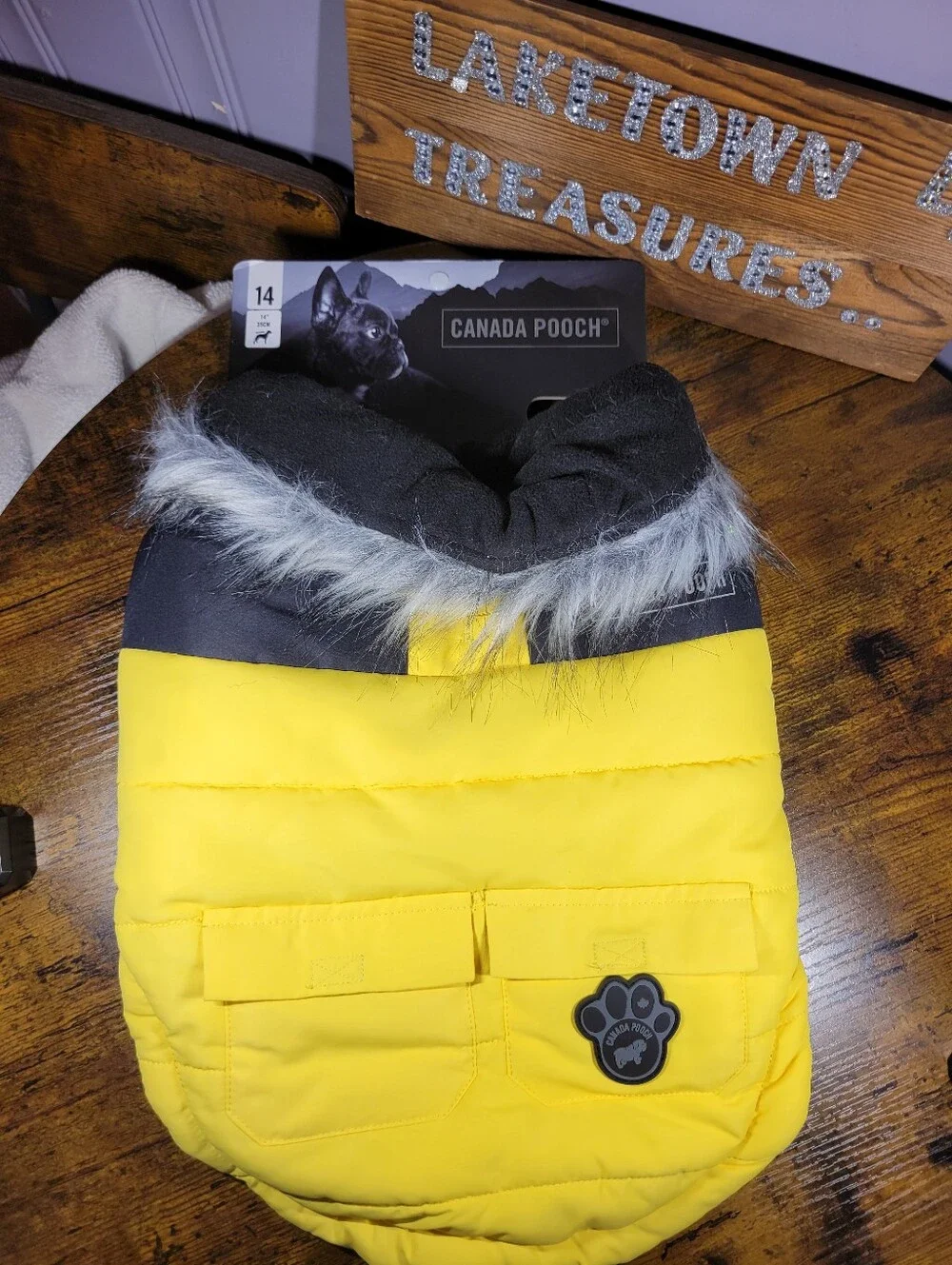 Canada Pooch reliable bright cold