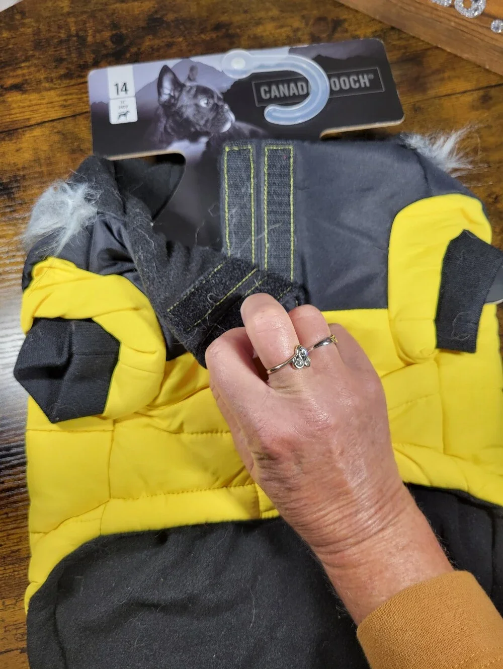 Canada Pooch high insulated nwt