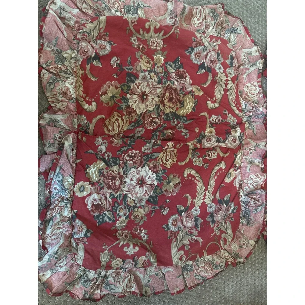 VTG Ralph Lauren Danielle Marseilles King Comforter and Two Ruffled Shams Red