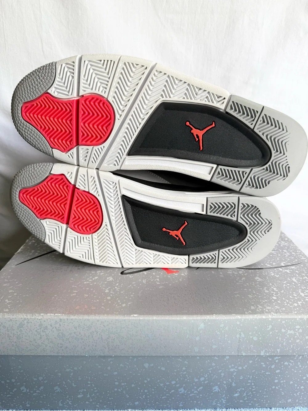 Jordan authentic retro