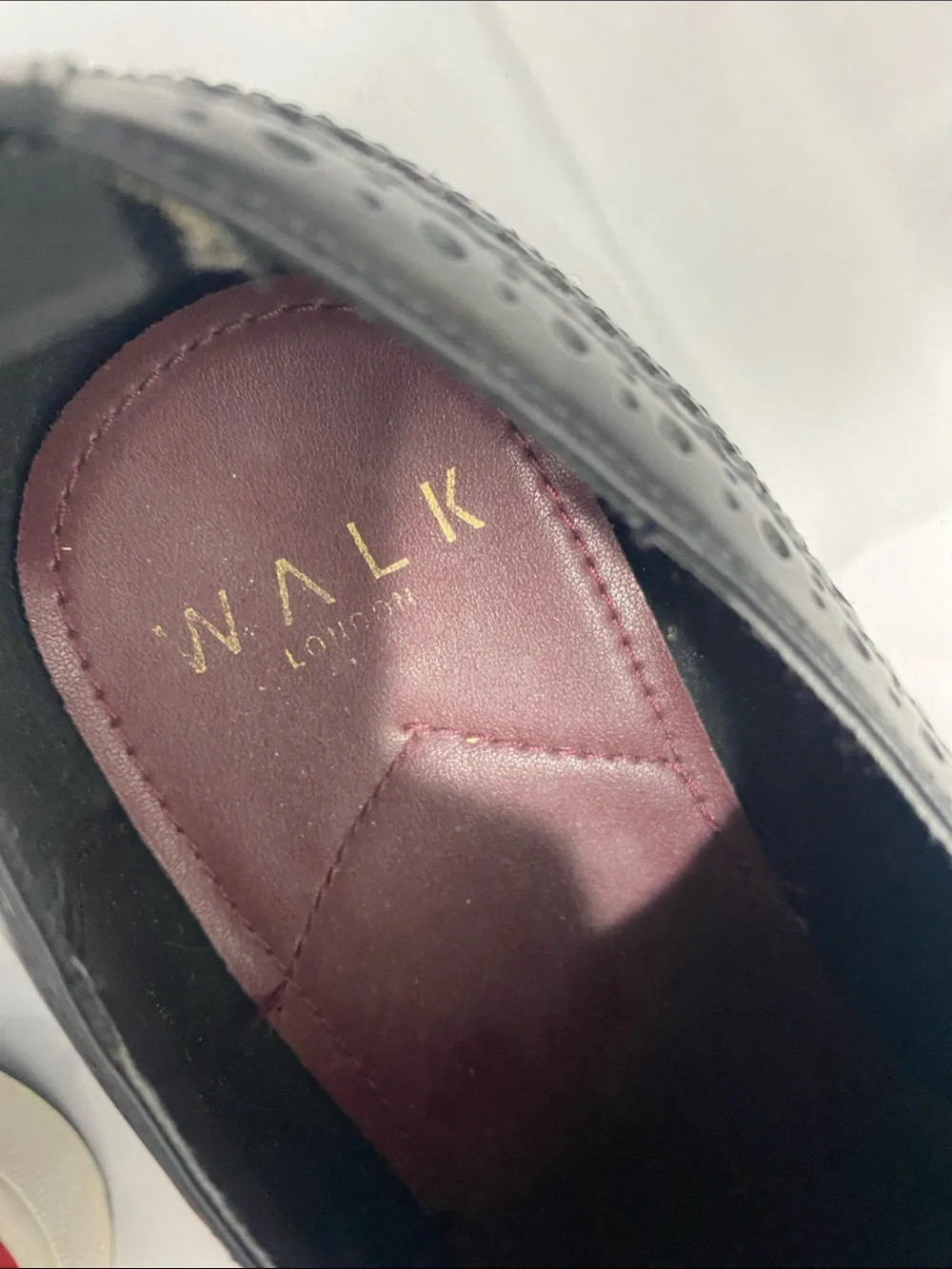 Brochu Walker classic wingtip