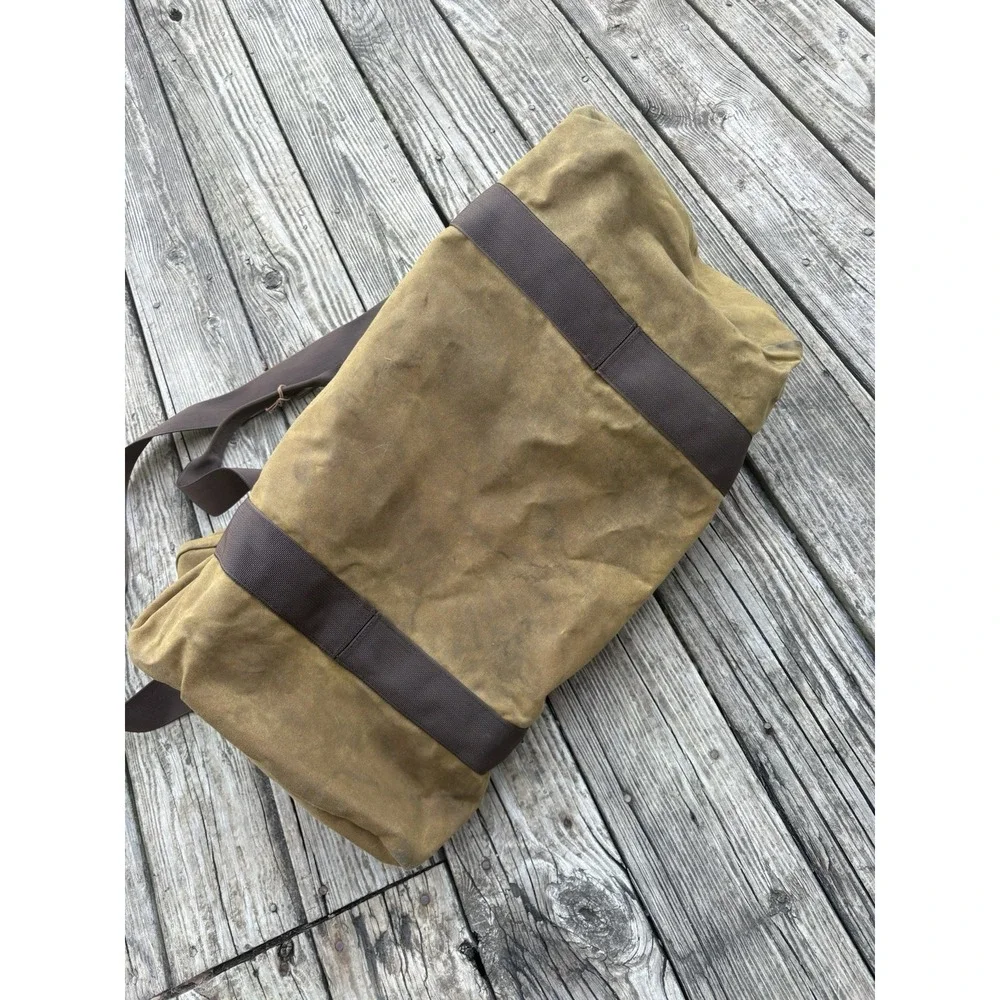 Filson medium sized