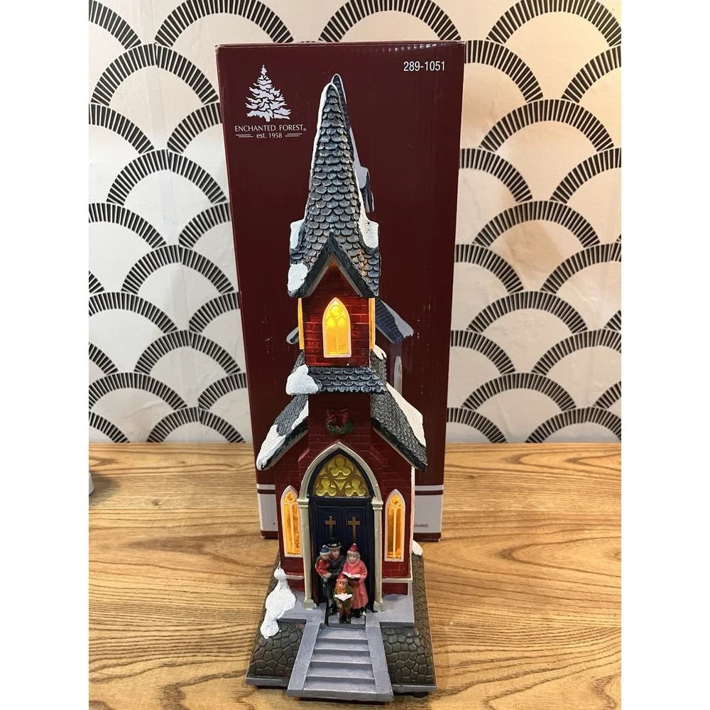 ENCHANTED FOREST Musical Church‎ Dual Power Lighted 2020 /With Original Box!!