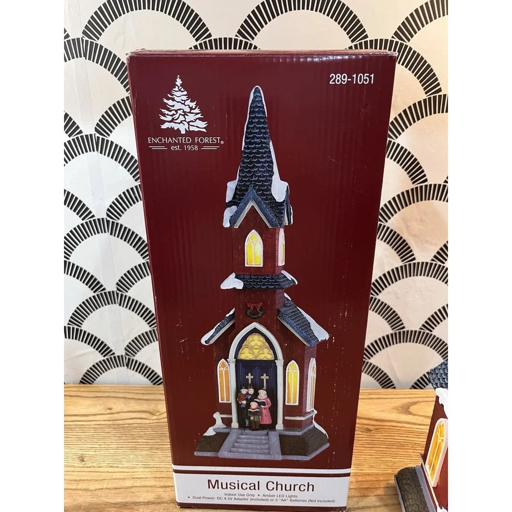ENCHANTED FOREST Musical Church‎ Dual Power Lighted 2020 /With Original Box!!