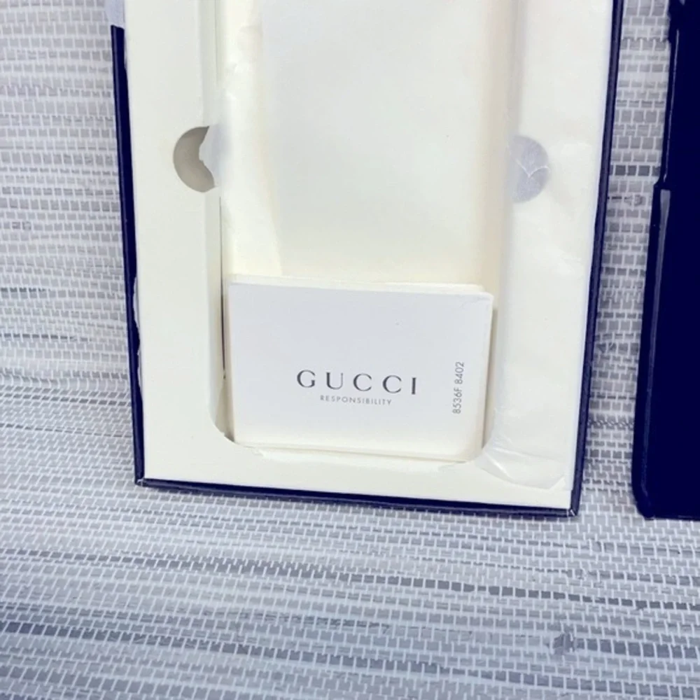 GUCCI I-PHONE CASE‎ For 6,7,8 with box NEW