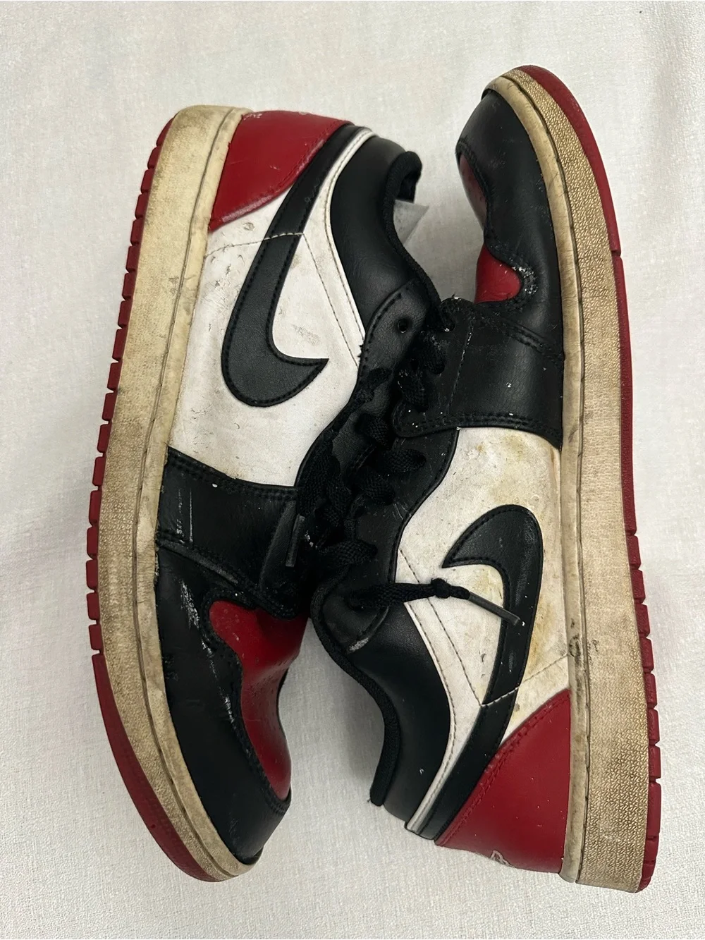 Air Jordan 1 Low “Bred Toe” – Men’s Size 13 black white & Red