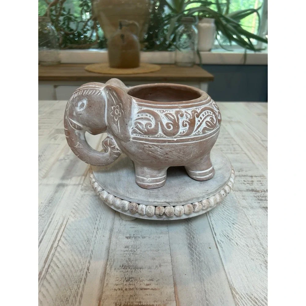 N/A terracotta white