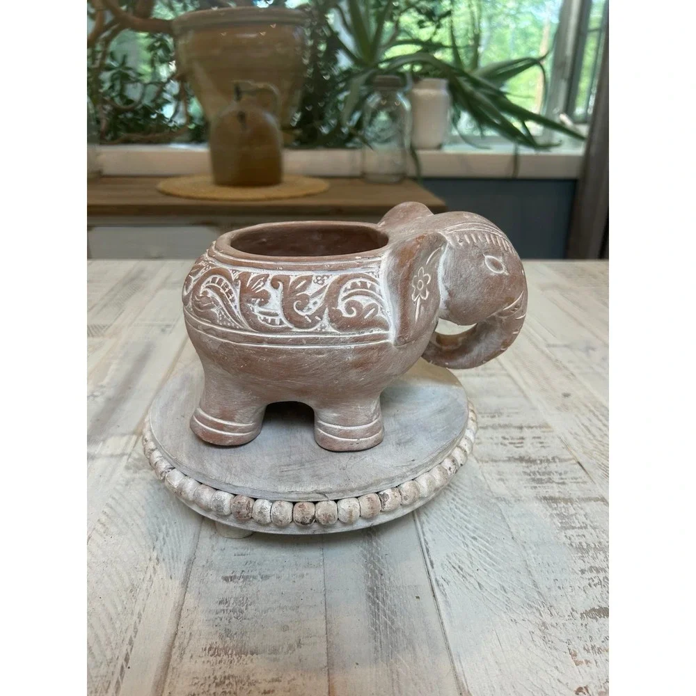 N/A terracotta white
