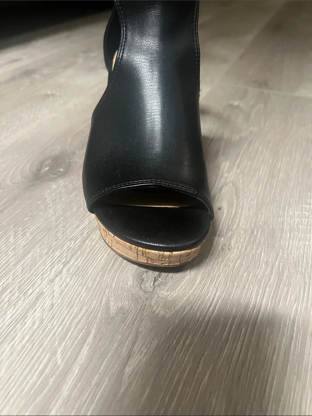 Kenneth Cole Reaction black faux