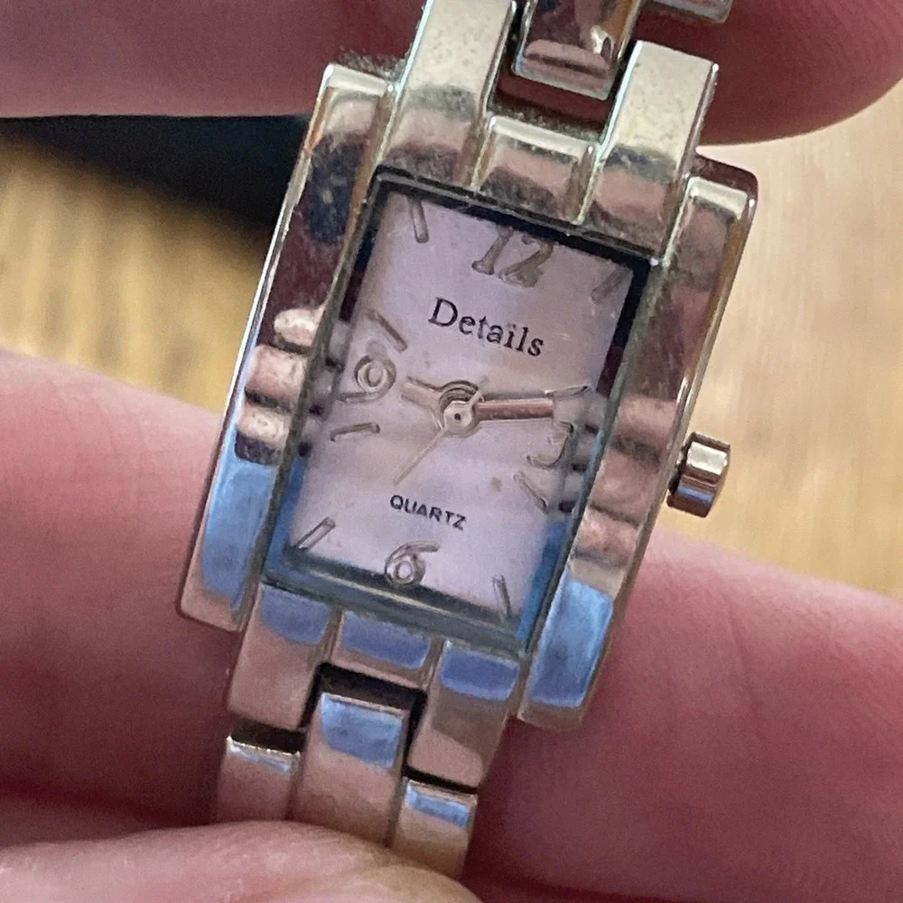 Quartz watches this