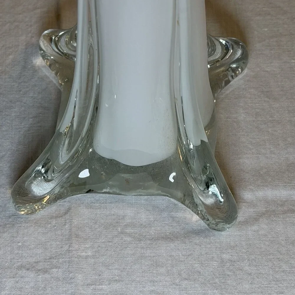 Decor sale cracks