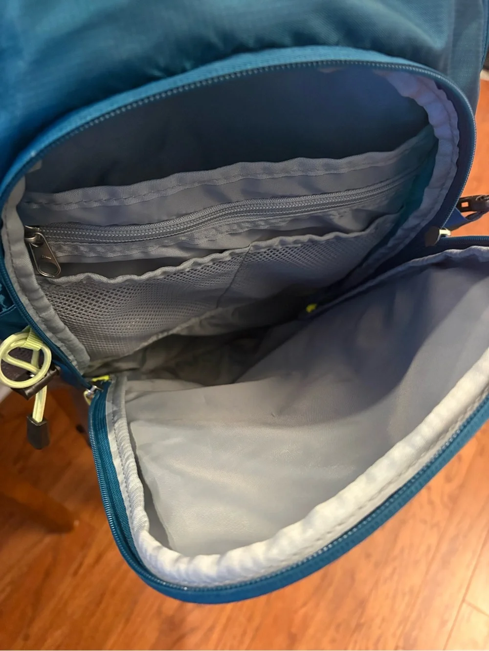 High Sierra Airflow Teal Hiking Backpack Multiple Compartments