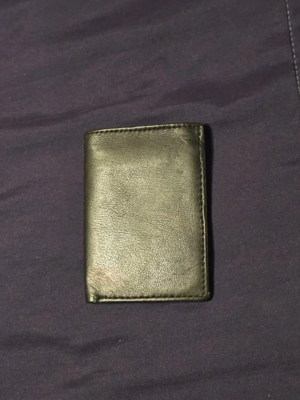 MENS BI-FOLD LEATHER WALLET