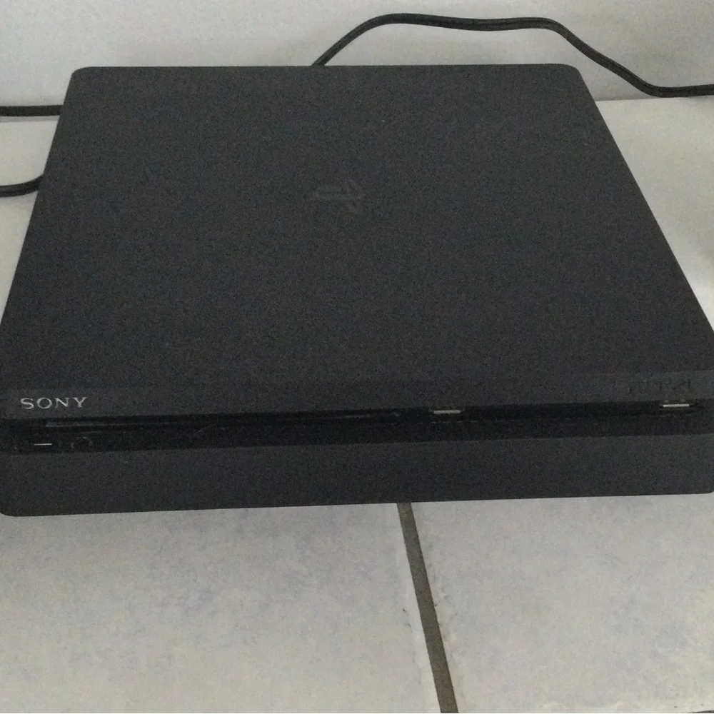 Sony slim gaming