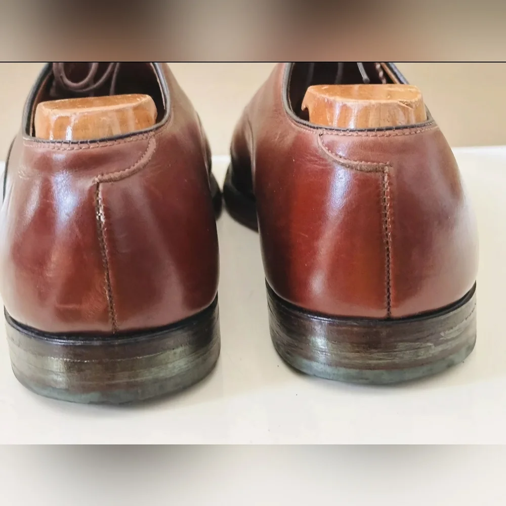Alden elegant brown