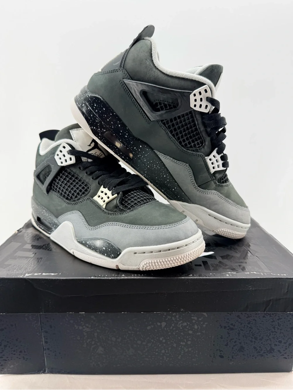 Jordan 4 Fear size 9.5M