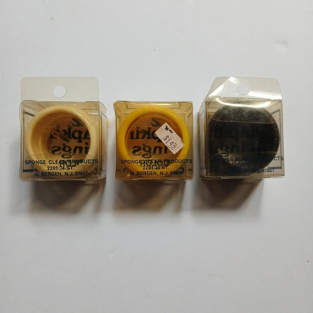Vintage Sponge Clean Products Plastic Napkin Rings Set of 6 Yellow Brown Cream