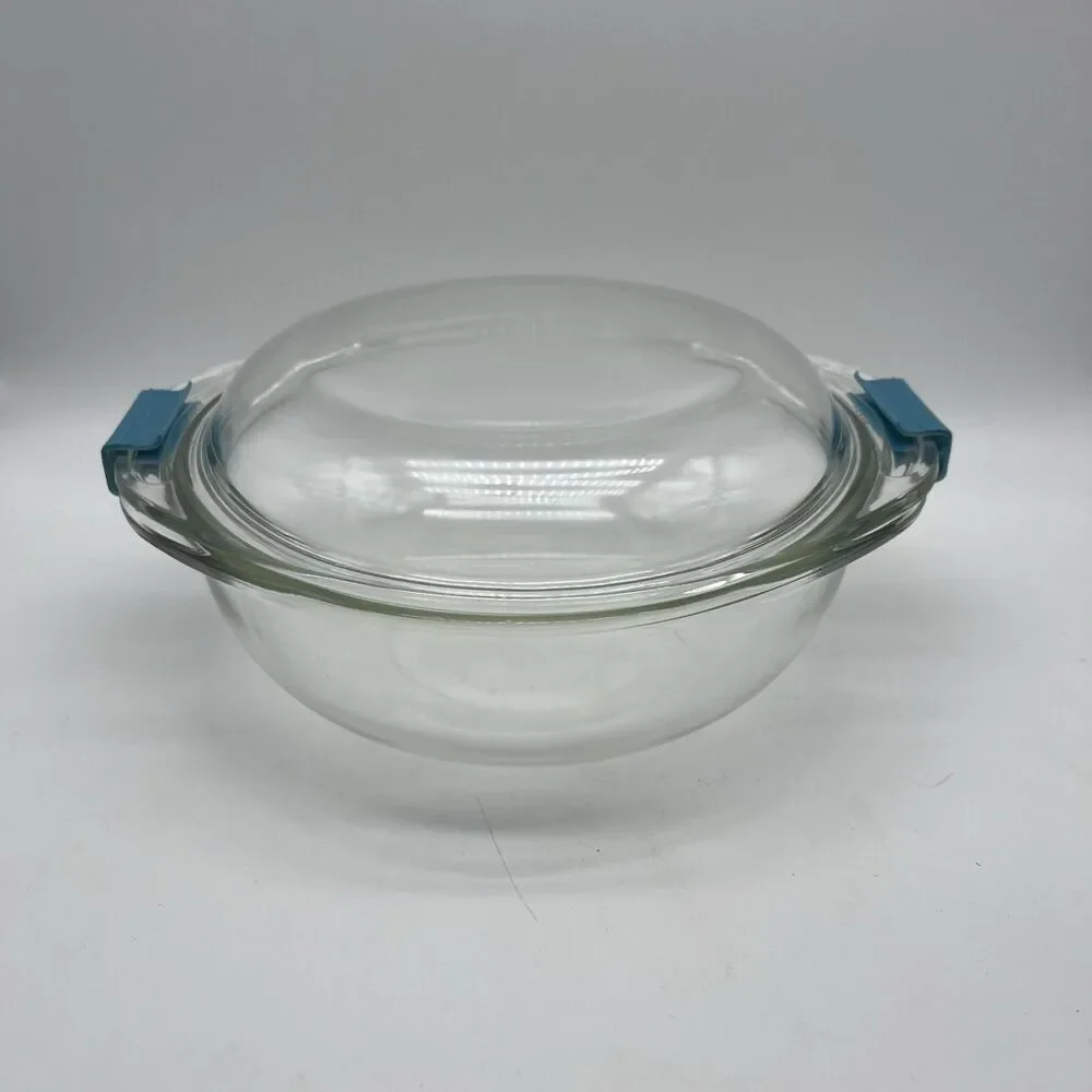 Vintage PYREX 1.5 Qt. Casserole #023 Baking Dish Bowl, Lid #683-C, Sealing Cips