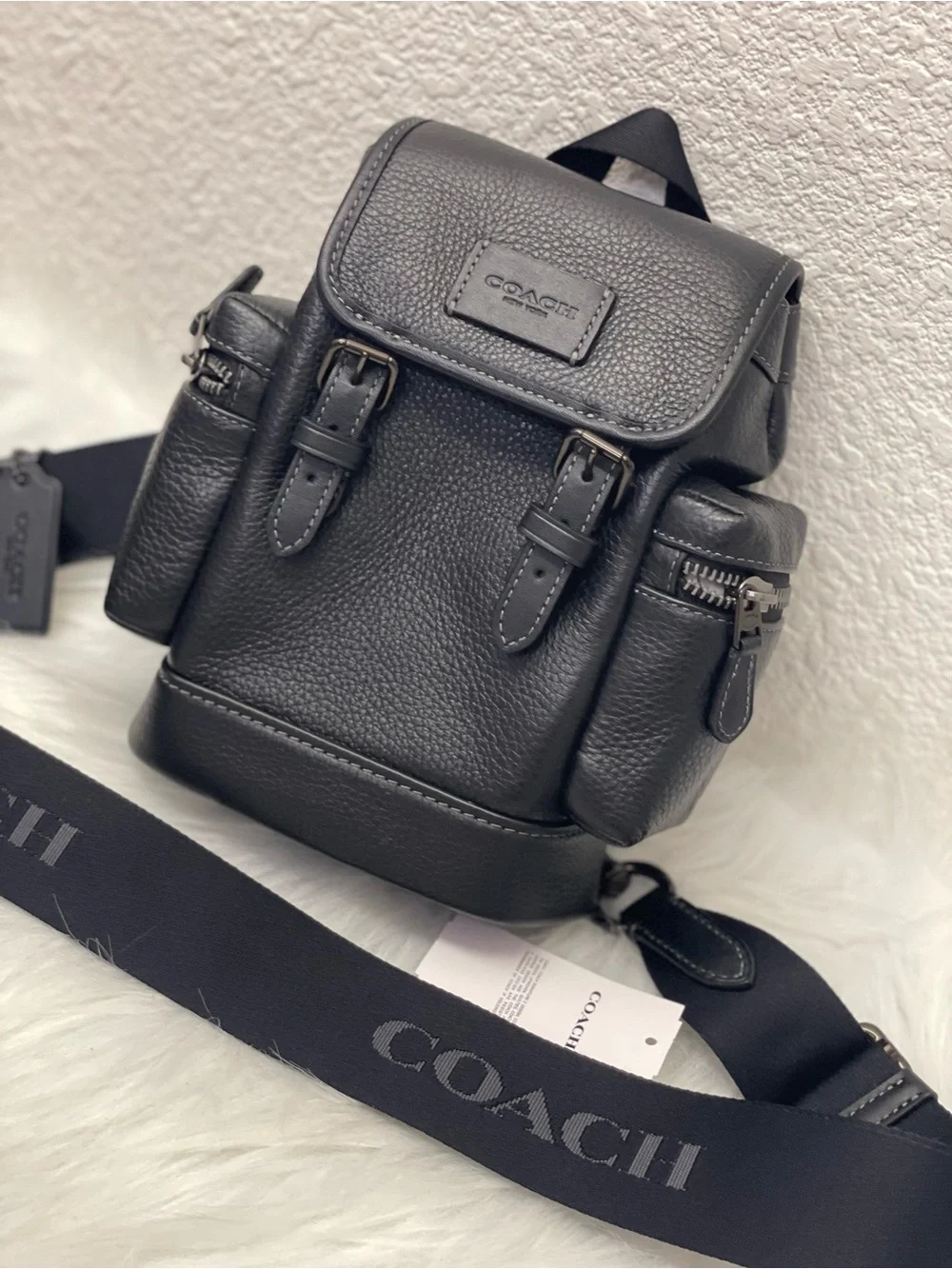 Coach nwt sprint