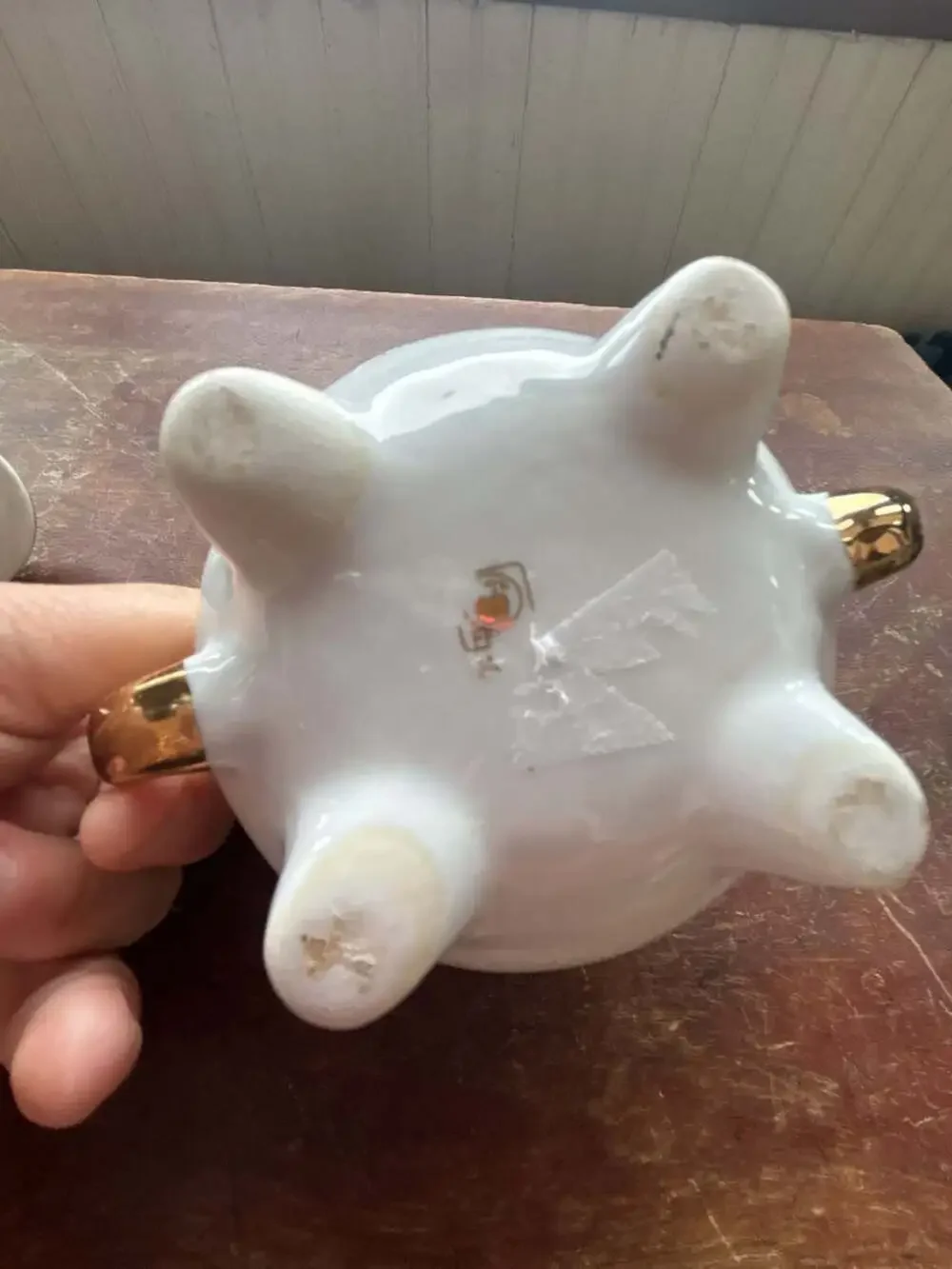 Unknown white porcelain