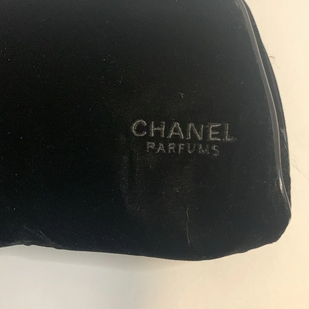 CHANEL (PARFUM) BLACK VELVET BAG…CLUTCH/MAKEUP BAG/ANYTHING BAG😊❤️😊