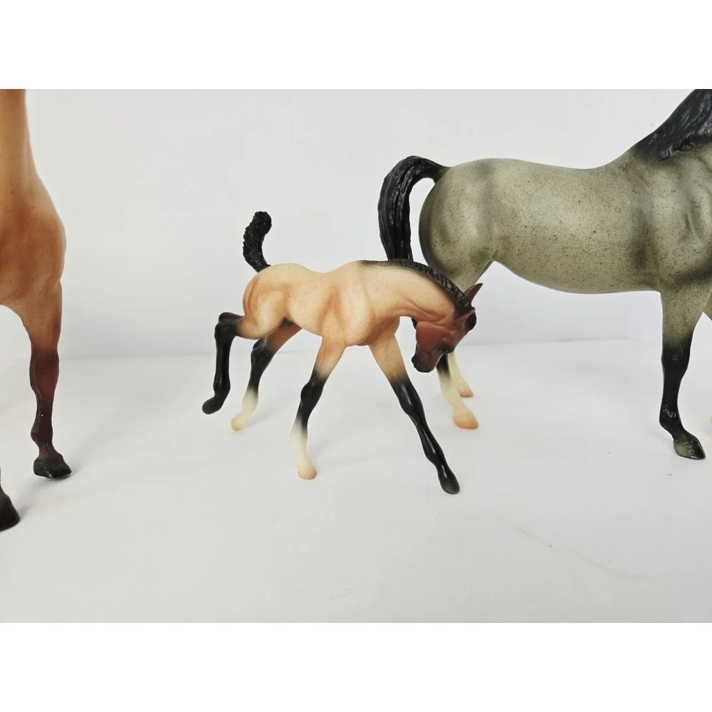Breyer horse set