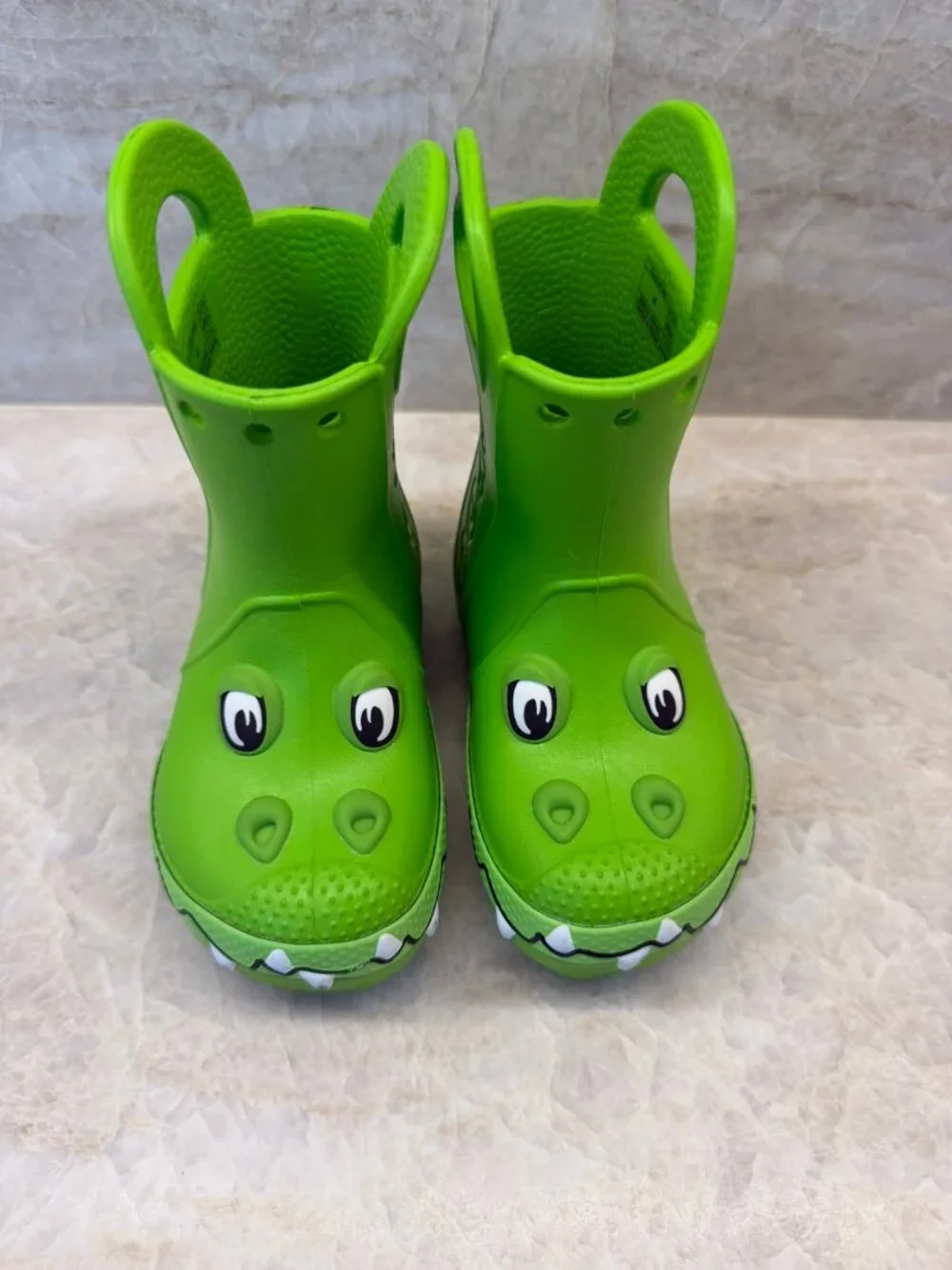 CROCS kids green