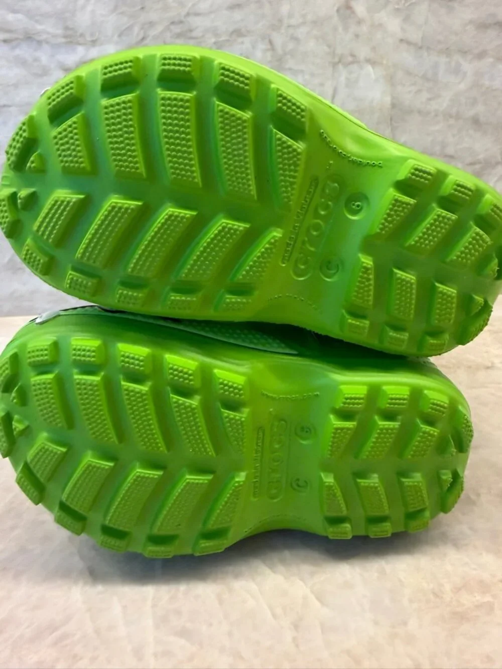 CROCS kids green