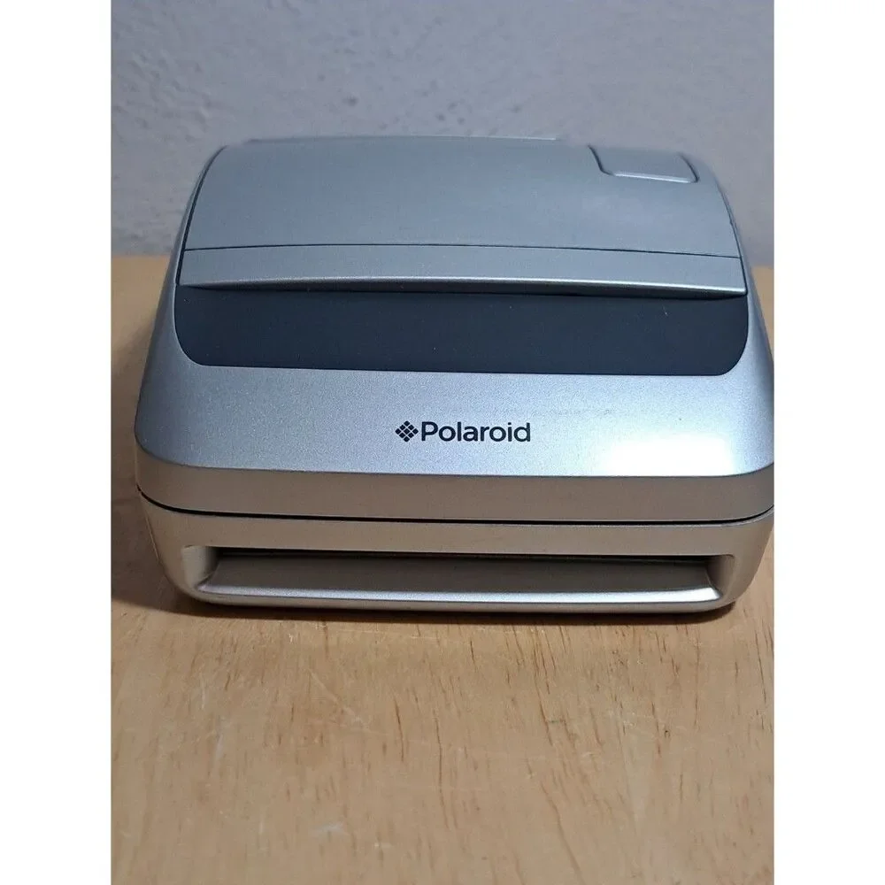 Vintage Polaroid One600 Camera Silver